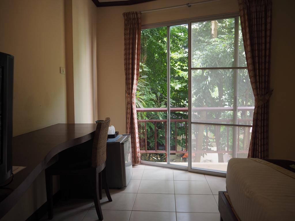 เดอะ พาร์ค เคเคยู อพาร์ตเมนท์ Hotel ขอนแก่น ภายนอก รูปภาพ
